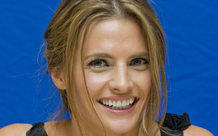 Wallpapers Celebrities Women Stana Katic Wallpaper N344287