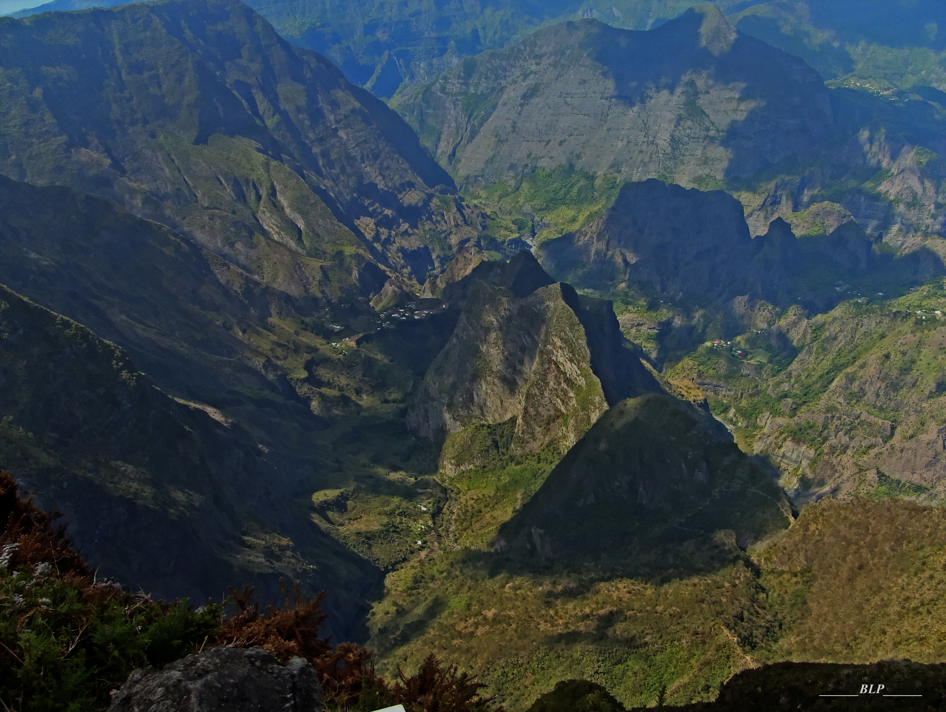 Wallpapers Nature Mountains Cirque de Mafate