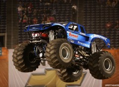  Voitures monster truck 