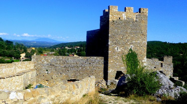 Fonds d'cran Constructions et architecture Chteaux - Palais MONT VENTOUX VU DU CHATEAU DE SAINT MONTAN