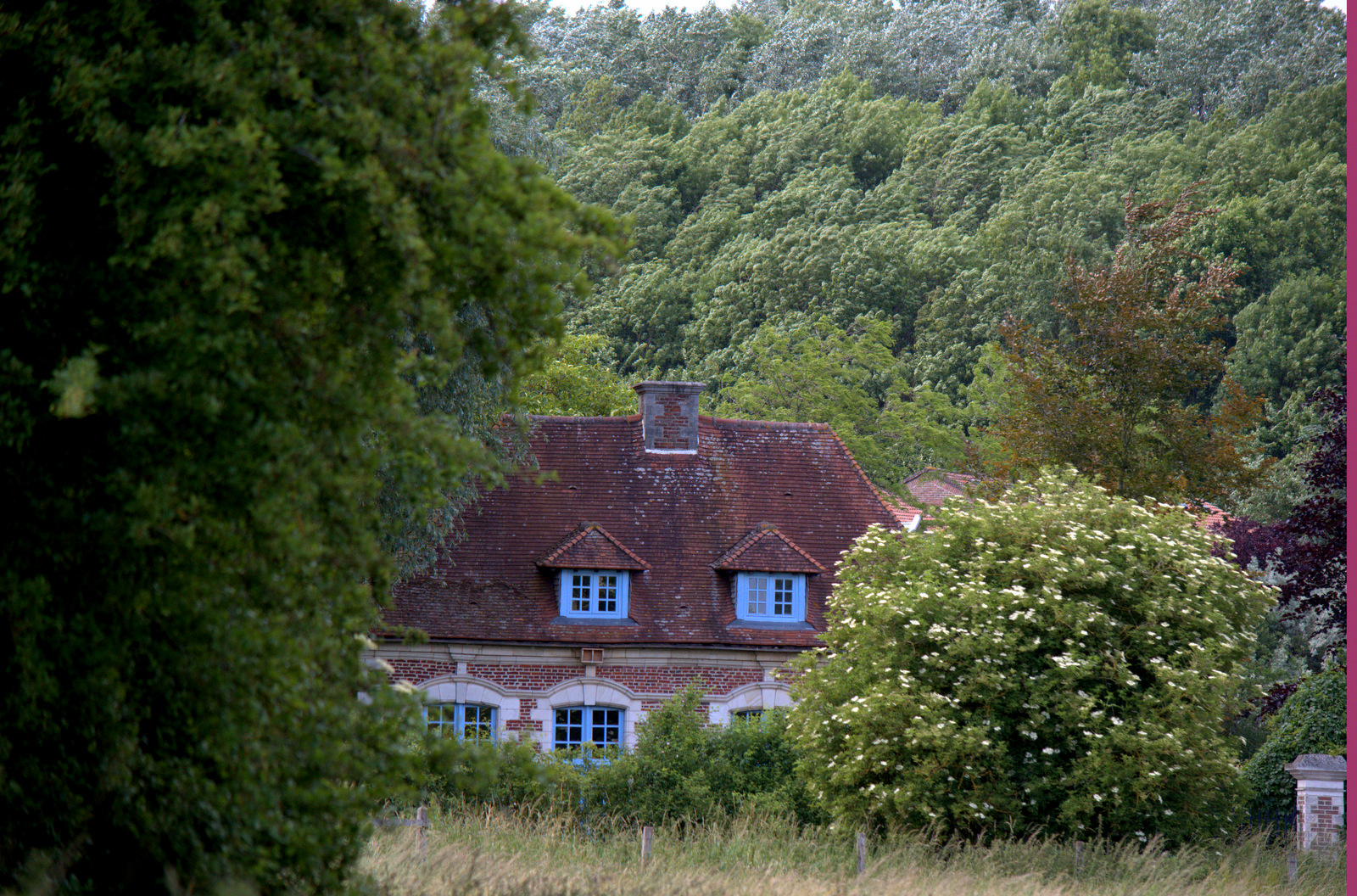 Fonds d'cran Constructions et architecture Maisons AUTOUR DU LAC-RELAIS DE CHASSE DU XVII EME