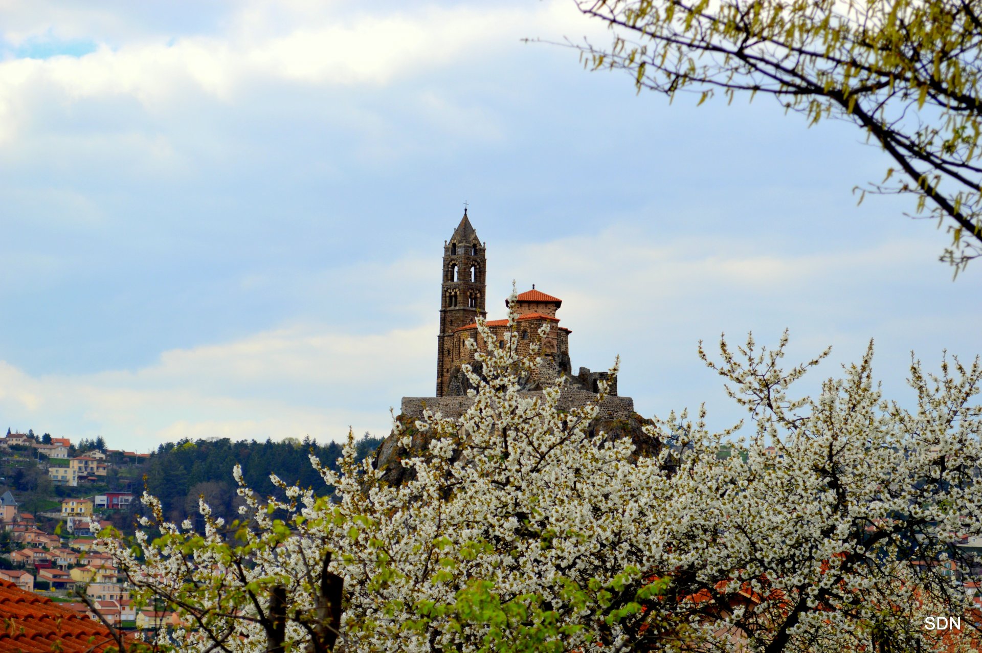 Wallpapers Constructions and architecture Religious Buildings LE PUY- CATHEDRALE-VUES