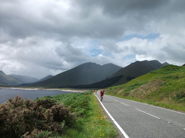 Fonds d'cran Nature Montagnes Montagne d'Ecosse