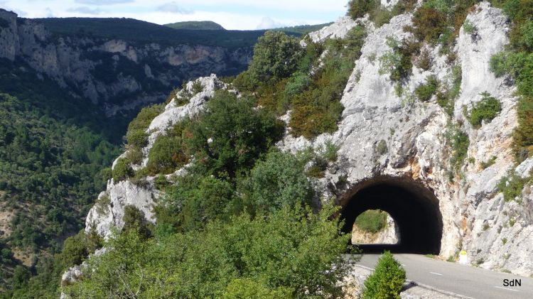 Fonds d'cran Nature Gorges GORGES DE L ARDECHE