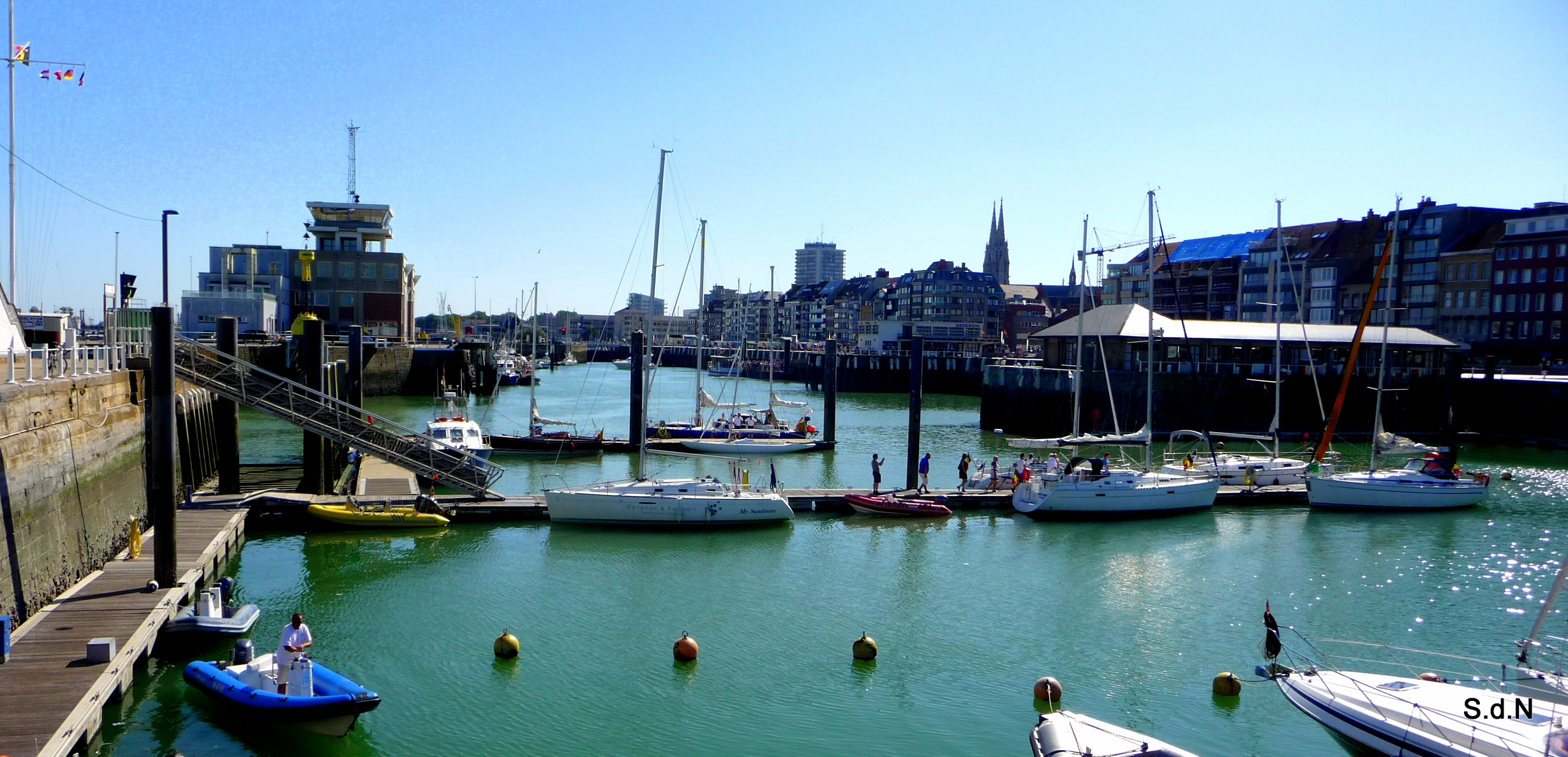 Fonds d'cran Constructions et architecture Ports - Quais OSTENDE IN BELGIUM 2012