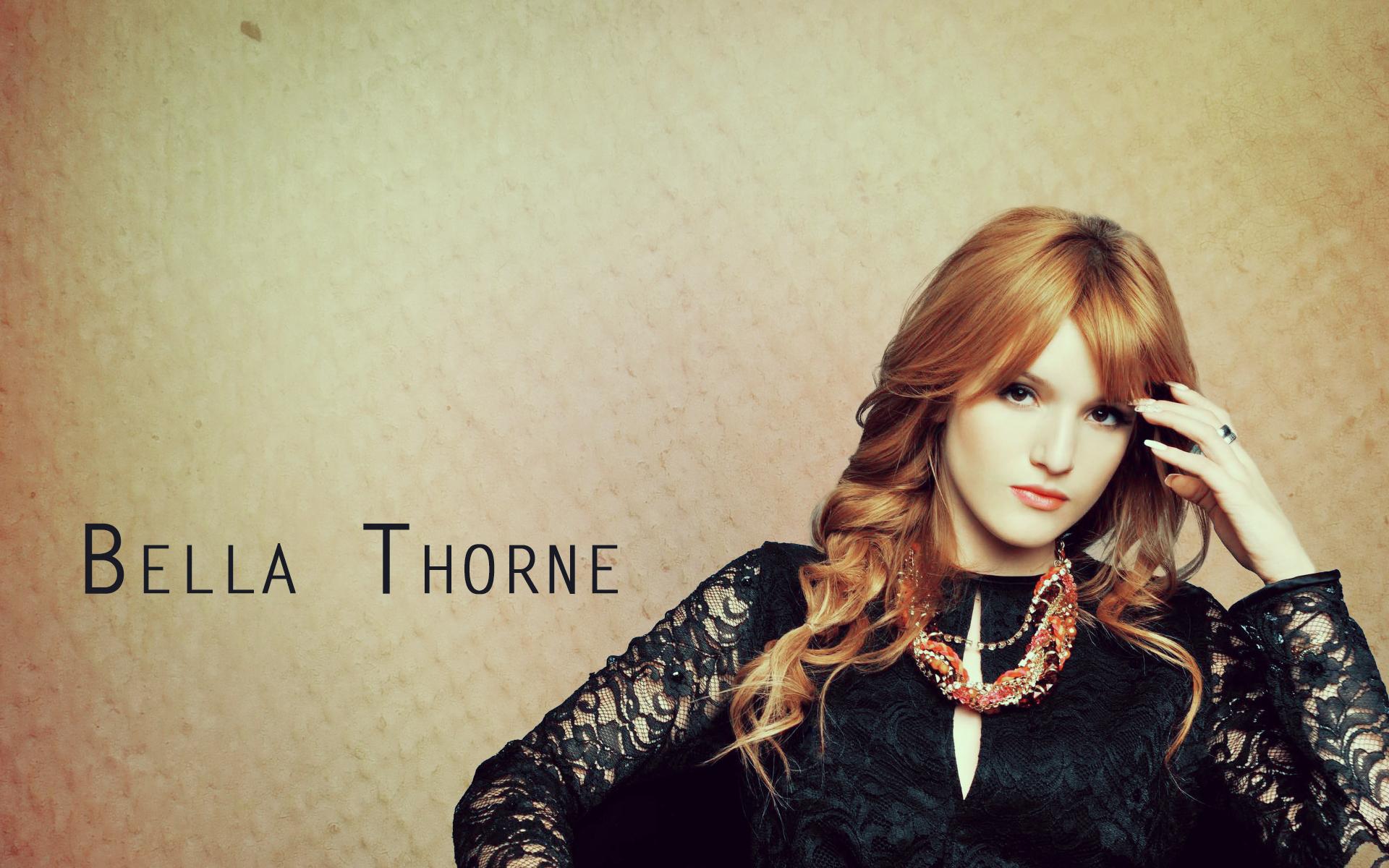 Fonds d'cran Clbrits Femme Bella Thorne 