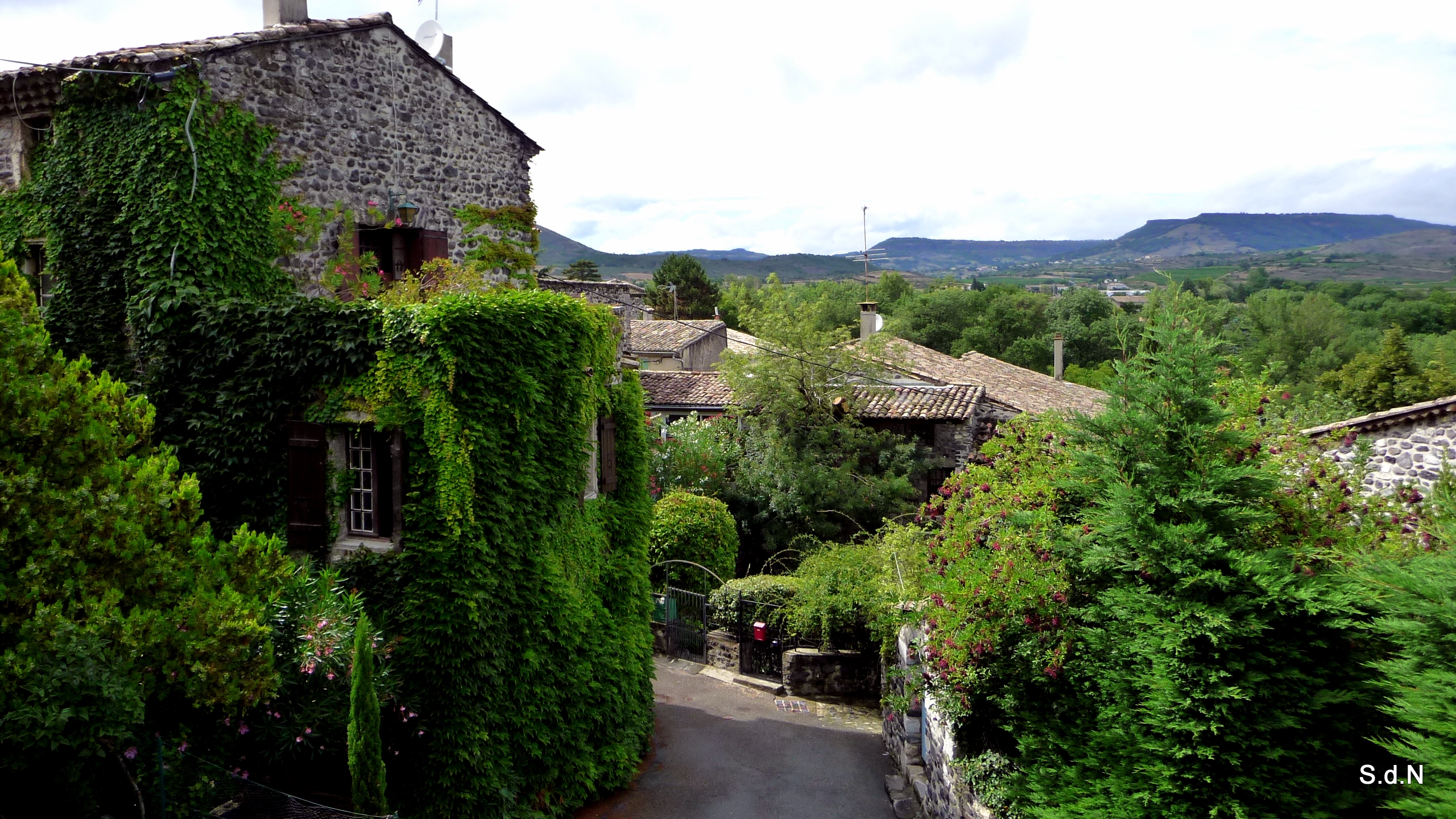 Wallpapers Constructions and architecture Houses ARDECHE