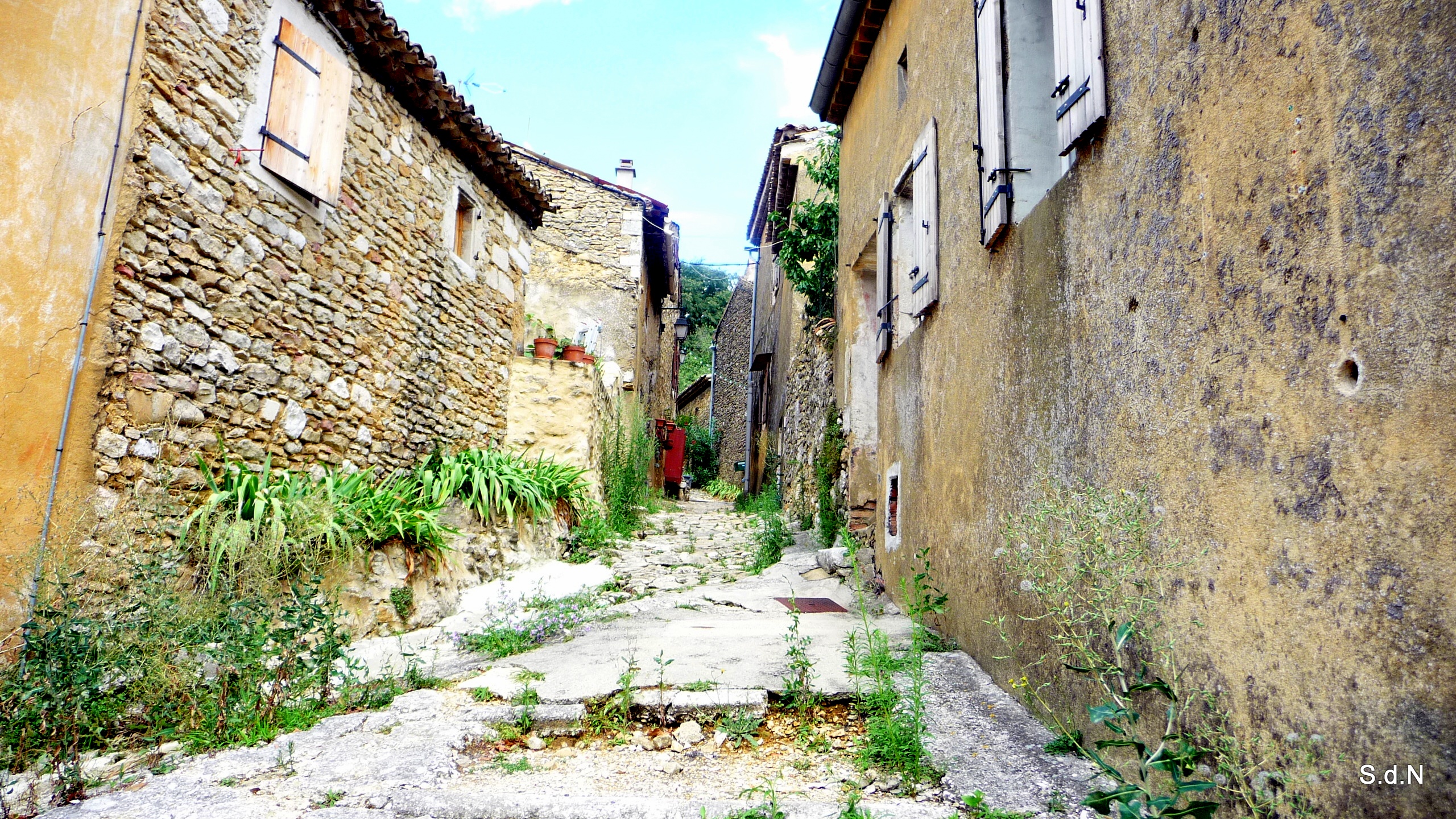 Wallpapers Constructions and architecture Streets ARDECHE