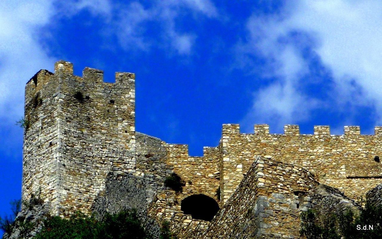 Fonds d'cran Constructions et architecture Chteaux - Palais ARDECHE