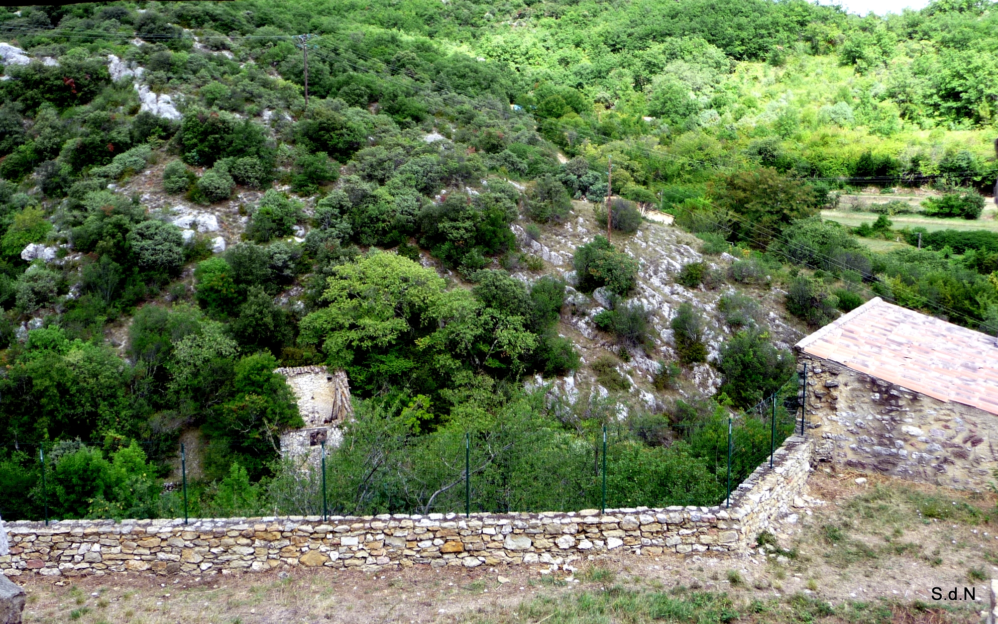 Wallpapers Nature Landscapes VALLON-ALBA LA ROMAINE-SAINT MONTAN ( ARDECHE)