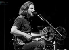  Music Eddie Vedder