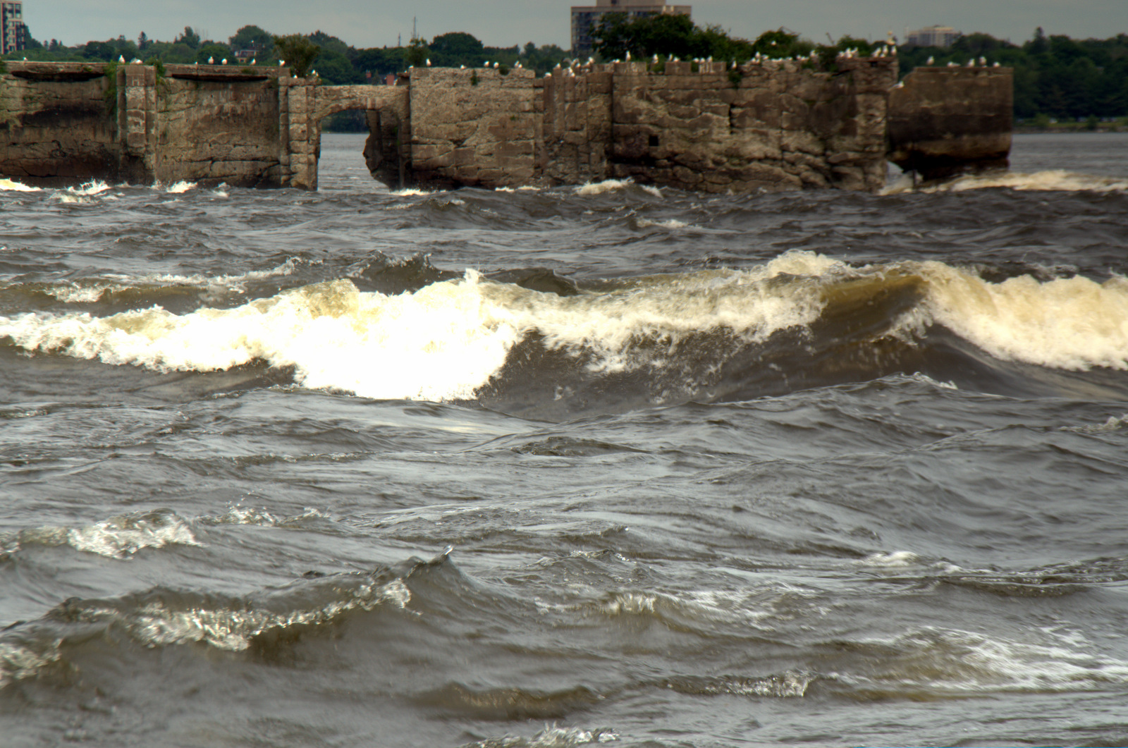 Fonds d'cran Nature Fleuves - Rivires - Torrents H2 Canada dans sous ses tats