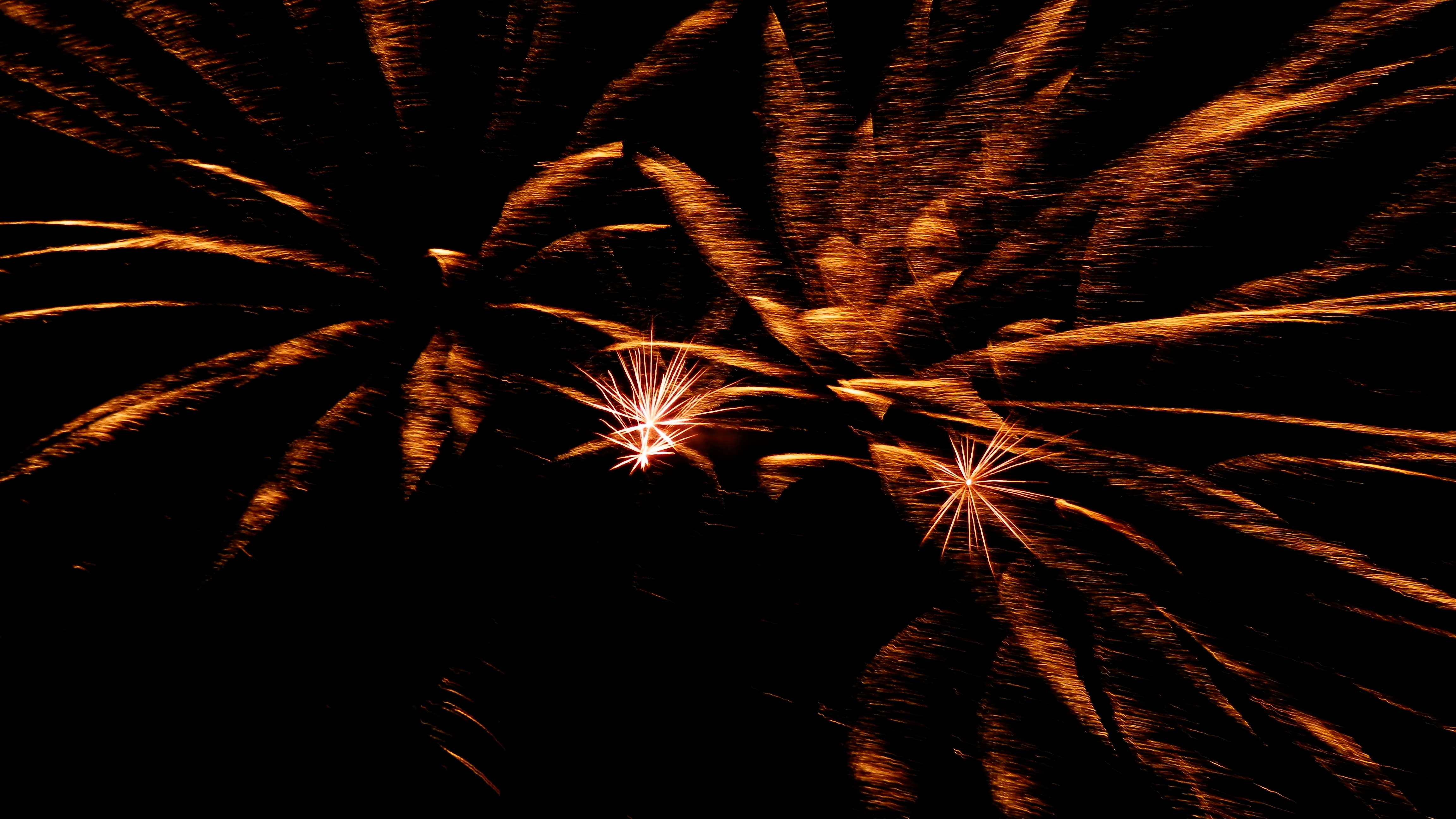 Fonds d'cran Hommes - Evnements Feux d'Artifice feux d'artifices