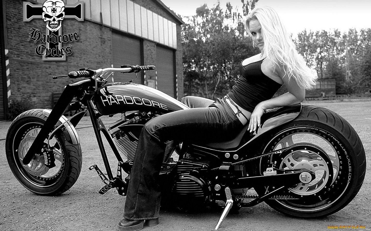 Wallpapers Motorbikes Girls and motorbikes 