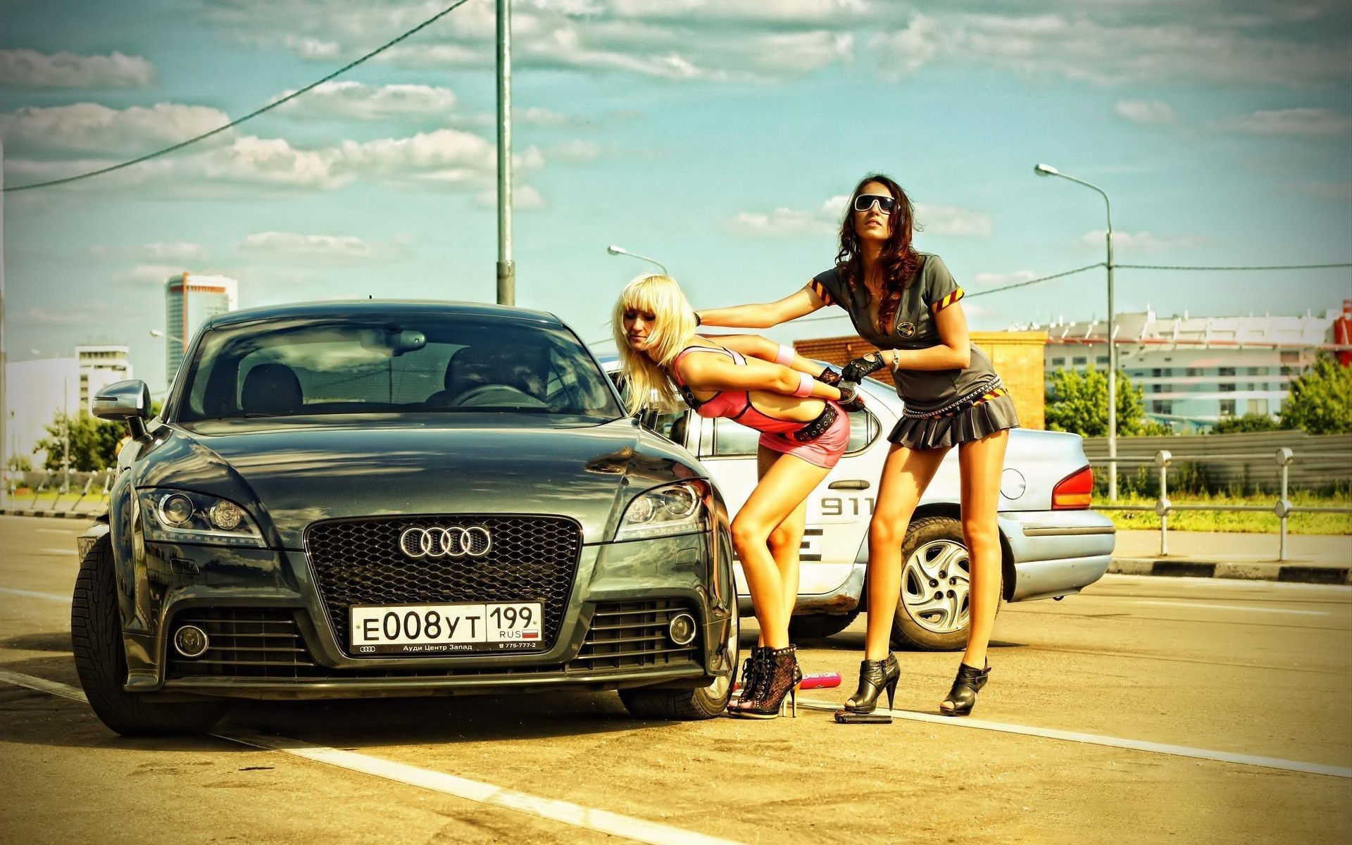 Wallpapers Cars Girls and cars 