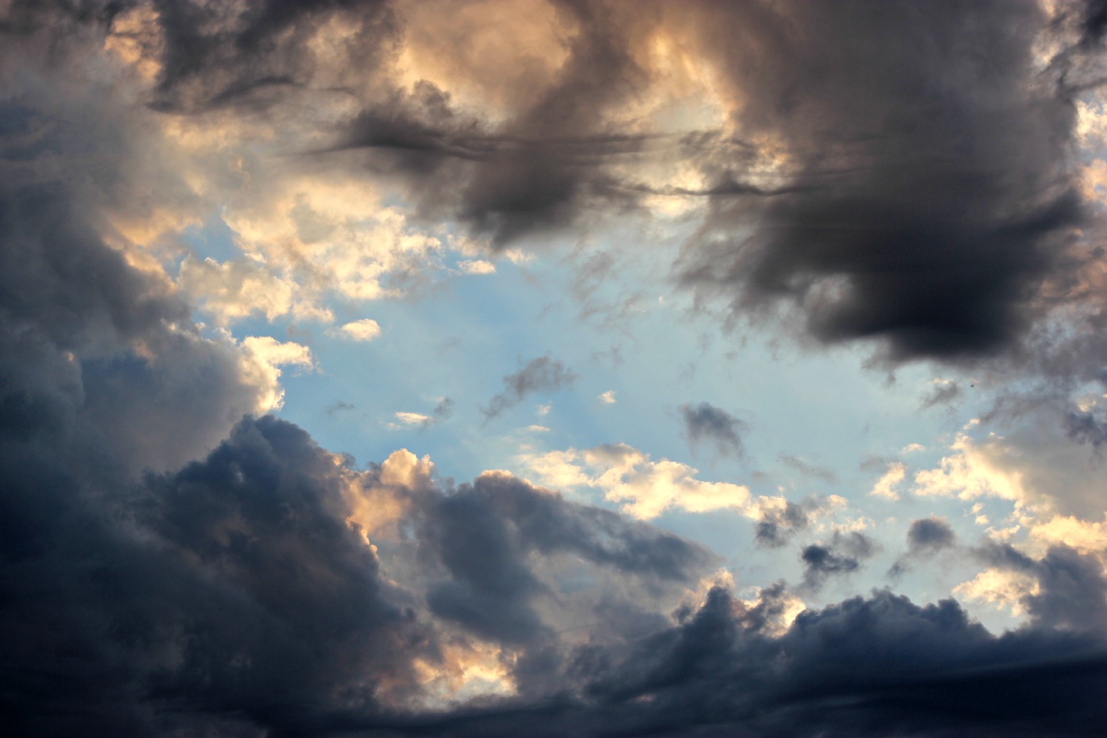 Fonds d'cran Nature Ciel - Nuages 