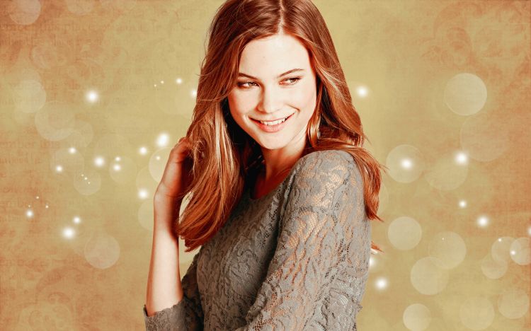 Wallpapers Celebrities Women Behati Prinsloo Wallpaper N353897