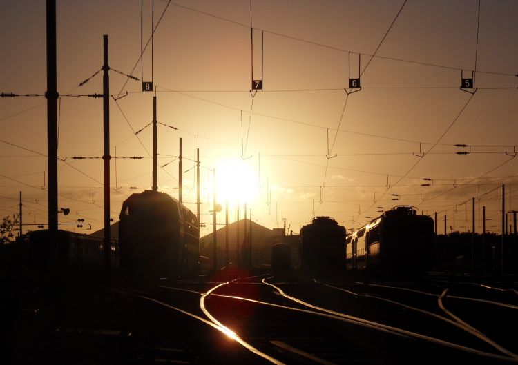 Fonds d'cran Transports divers Trains Ambiance ferroviaire 83