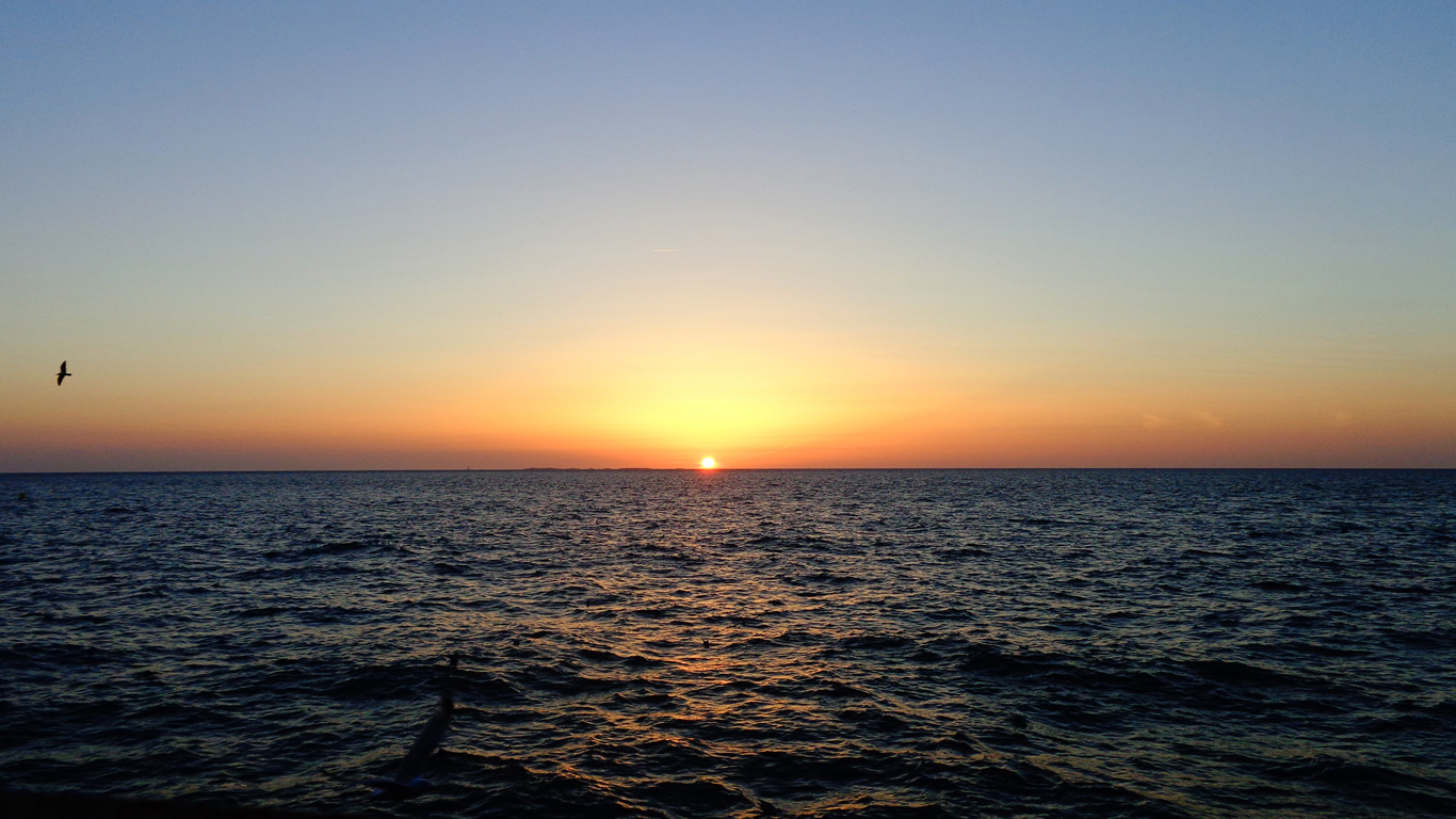 Fonds d'cran Nature Mers - Ocans - Plages Coucher de Soleil - Granville 