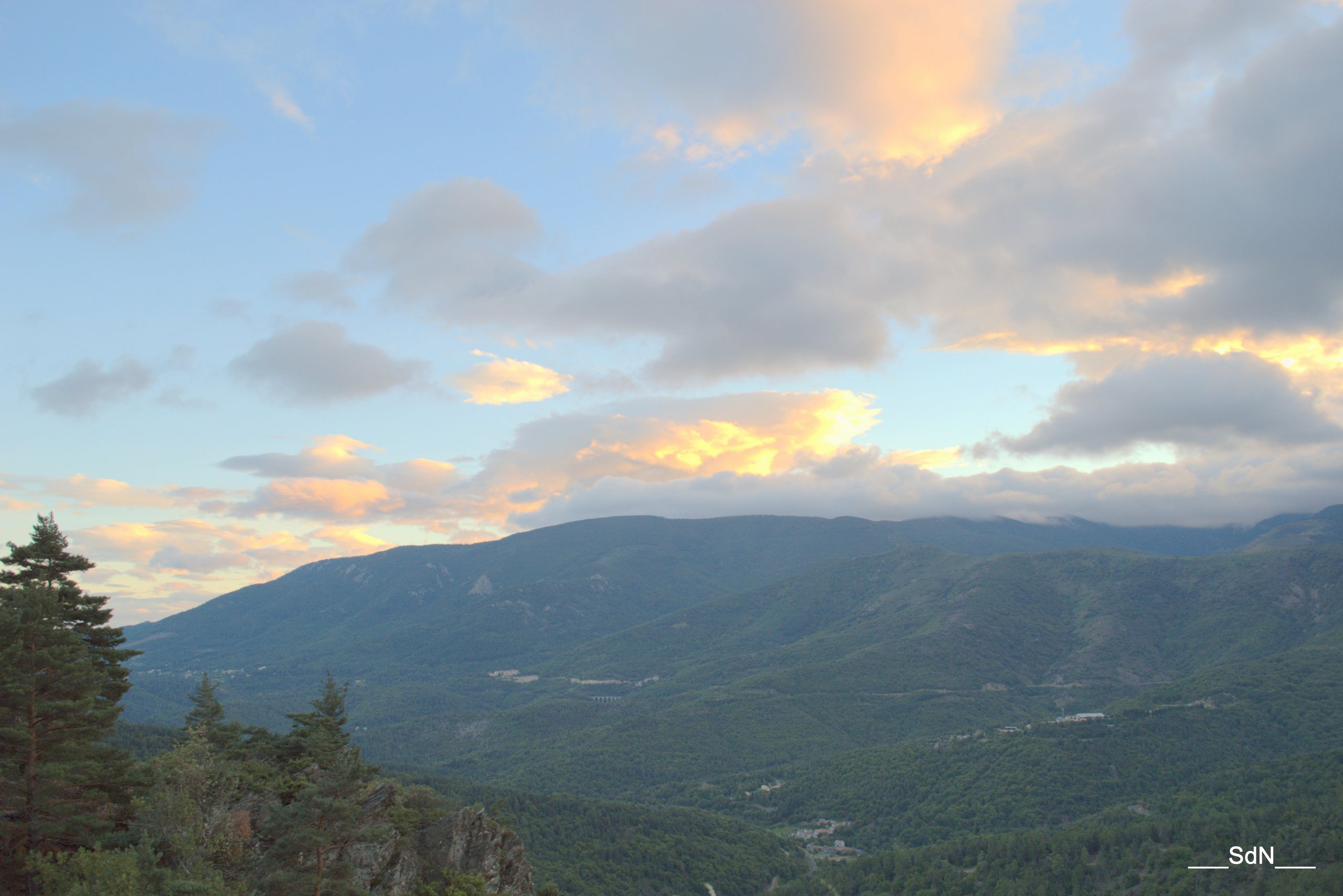 Fonds d'cran Nature Paysages "LES PAYSAGES" LES CRETES SEVENOLES