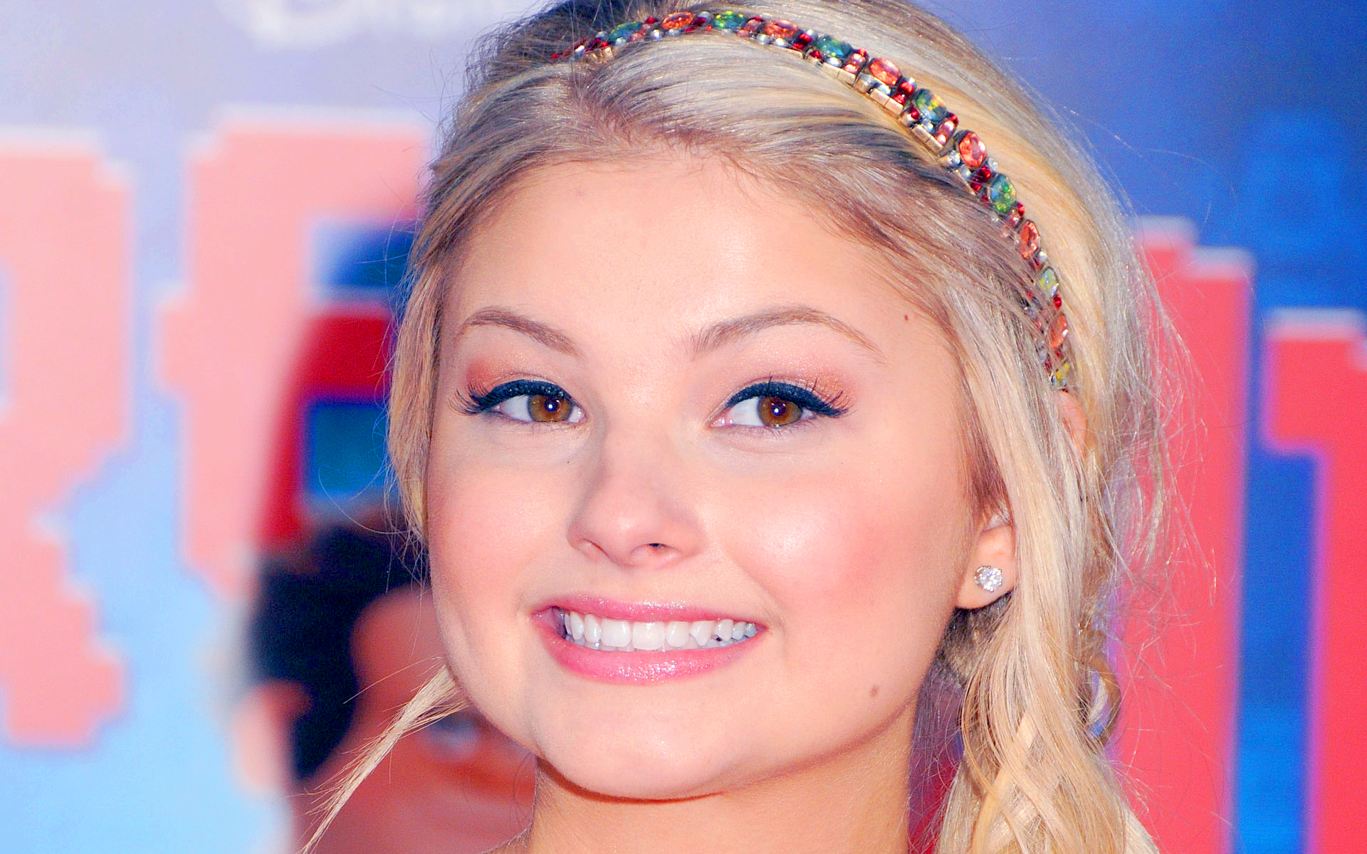 Fonds d'cran Clbrits Femme Stefanie Scott Stefanie Scott