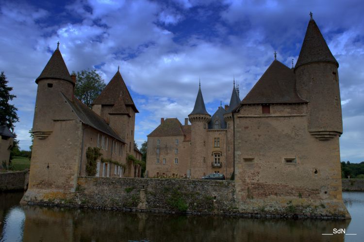 Fonds d'cran Constructions et architecture Chteaux - Palais LA CLAYETTE- SUD BOURGOGNE 