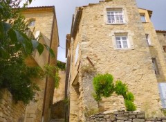  Voyages : Europe le village de Gordes en provence