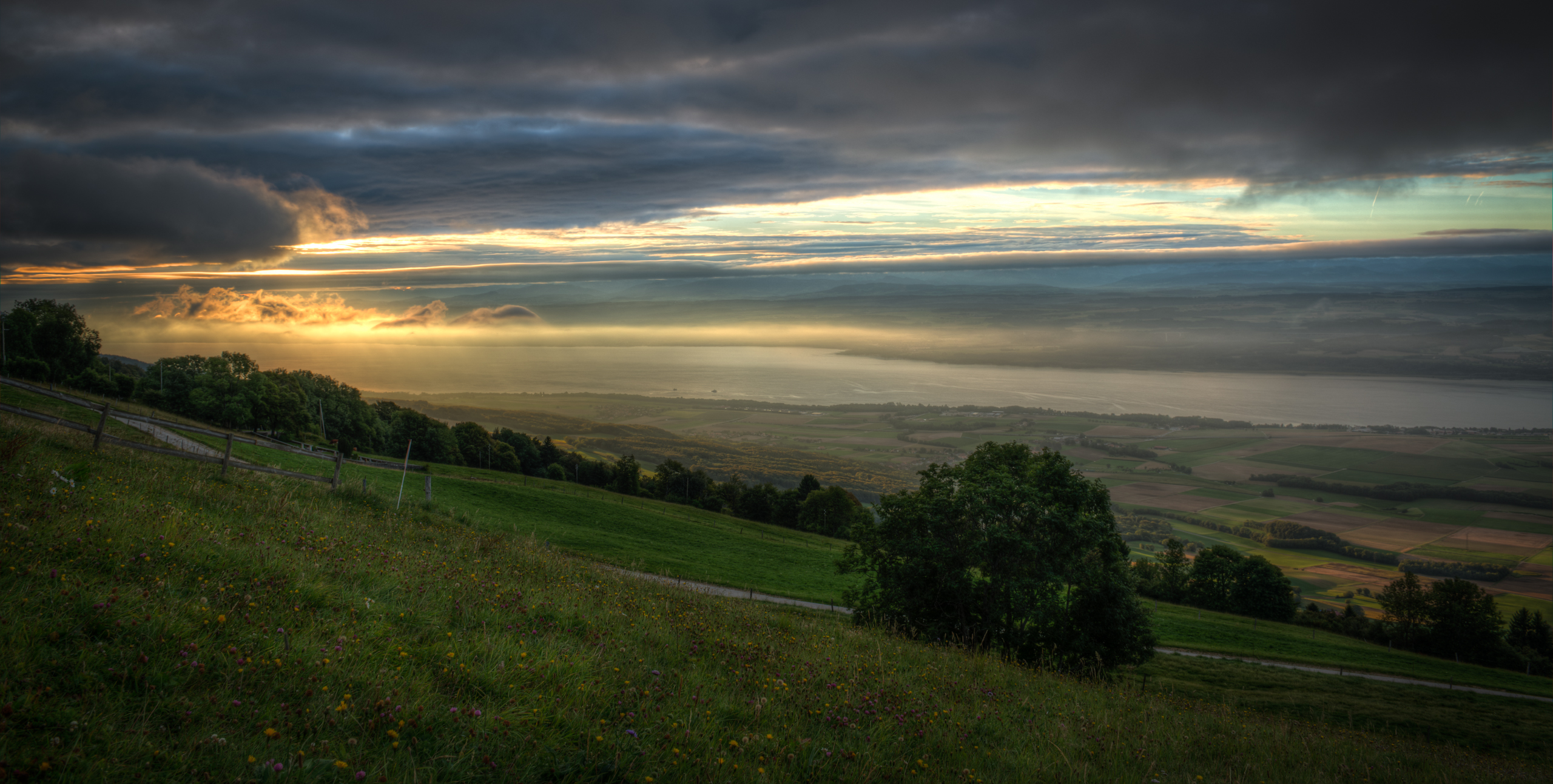 Wallpapers Nature Landscapes Fire clouds