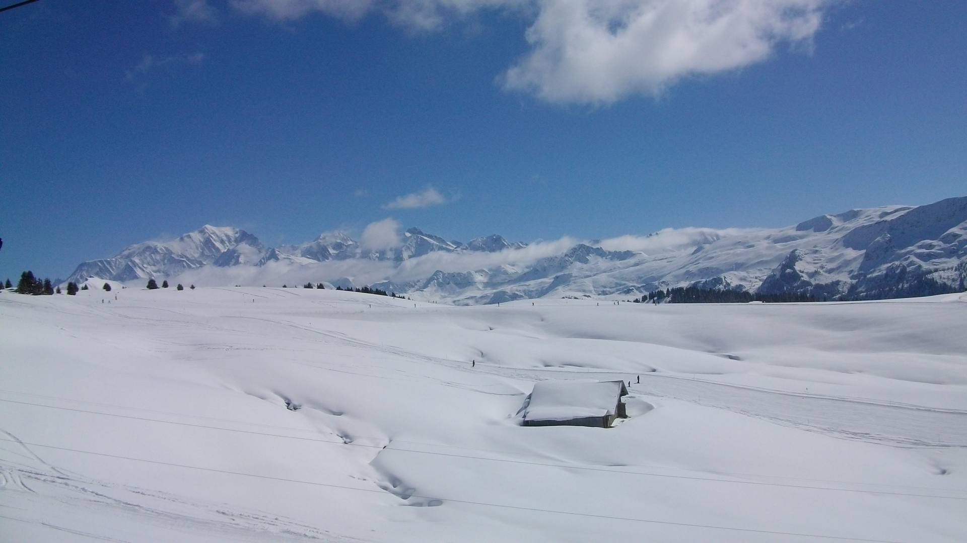 Fonds d'cran Nature Montagnes Les saisies