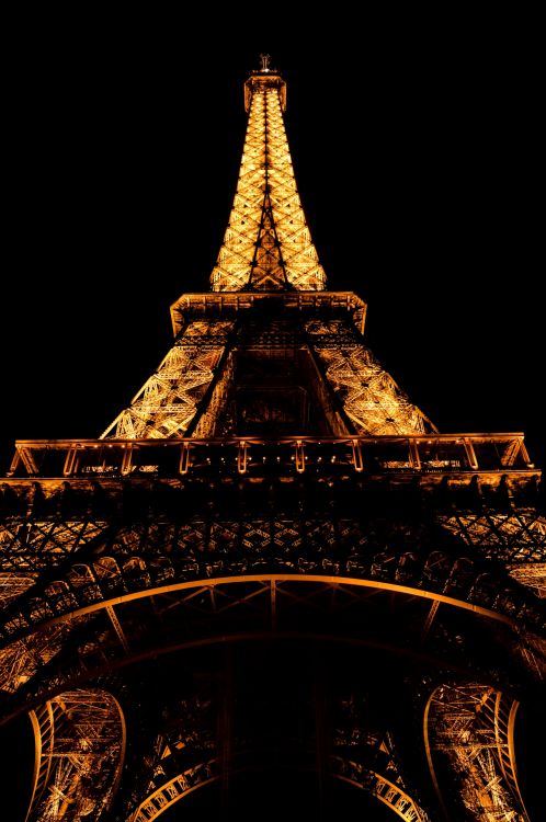 Wallpapers Trips : Europ France > Ile-de-France > Paris The Eiffel Tower at night