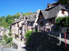  Constructions et architecture Conques, Aveyron