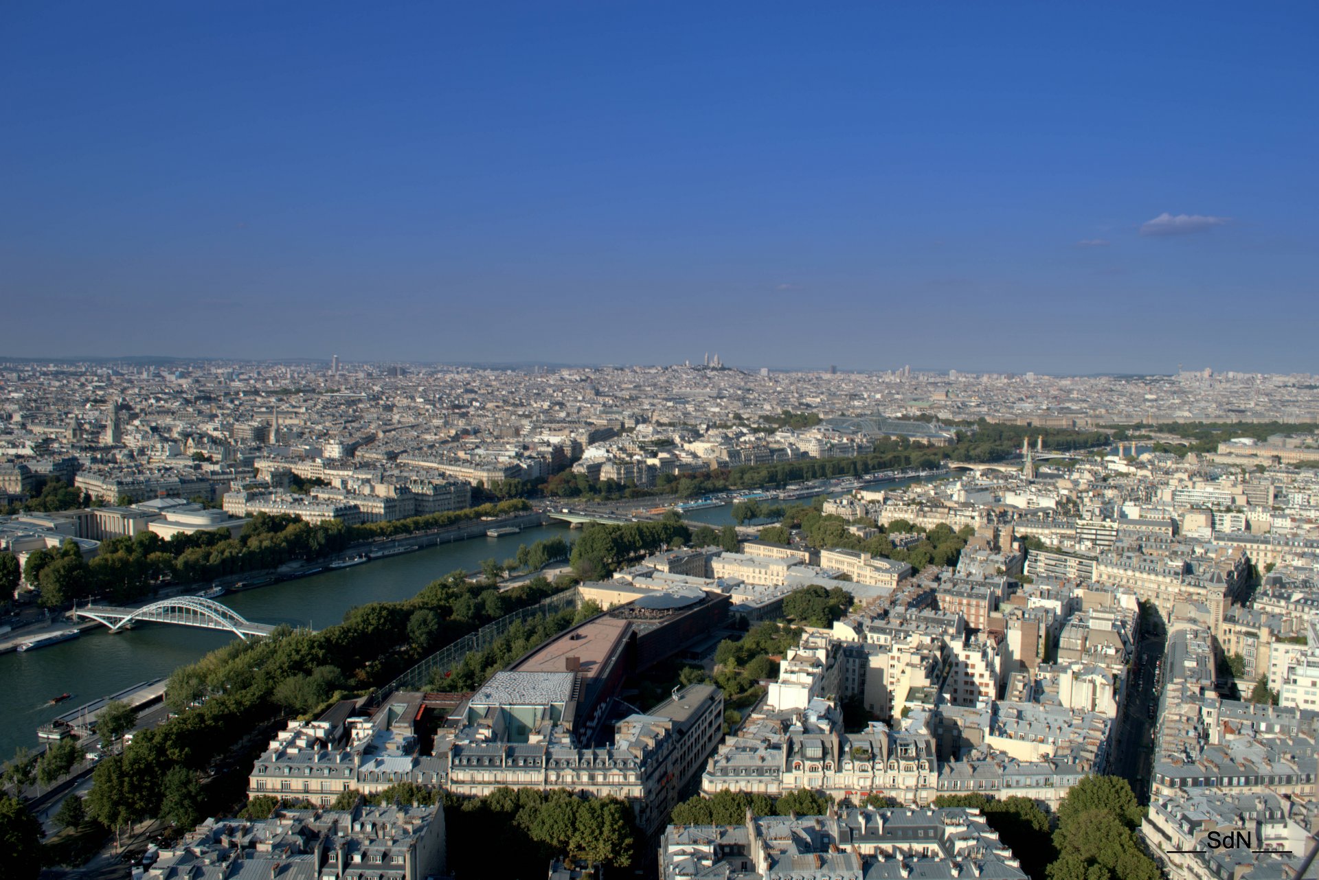 Wallpapers Constructions and architecture Cities - Towns QUAI BRANLY-PARIS