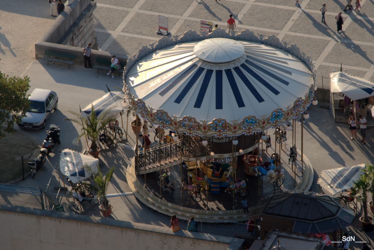 Wallpapers Constructions and architecture Amusement Parks > Funfairs PARIS