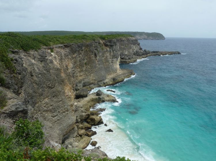 Fonds d'cran Nature Mers - Ocans - Plages Falaises de la Porte d'Enfer à Anse-Bertrand