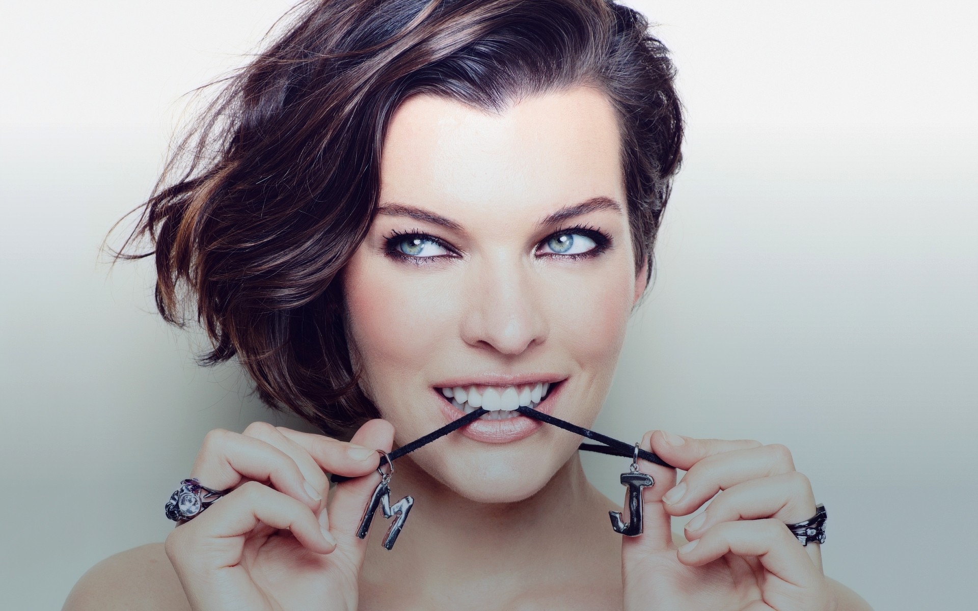 Wallpapers Celebrities Women Milla Jovovich 