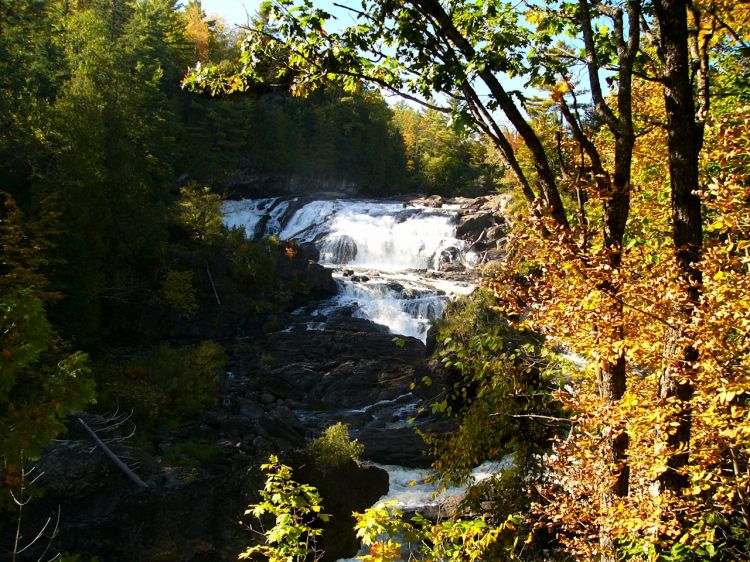 Fonds d'cran Nature Cascades - Chutes 2weeks one shot - Chutes de Plaisance, Qc. Canada