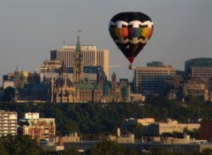  Trips : North America Montgolfire sur Ottawa