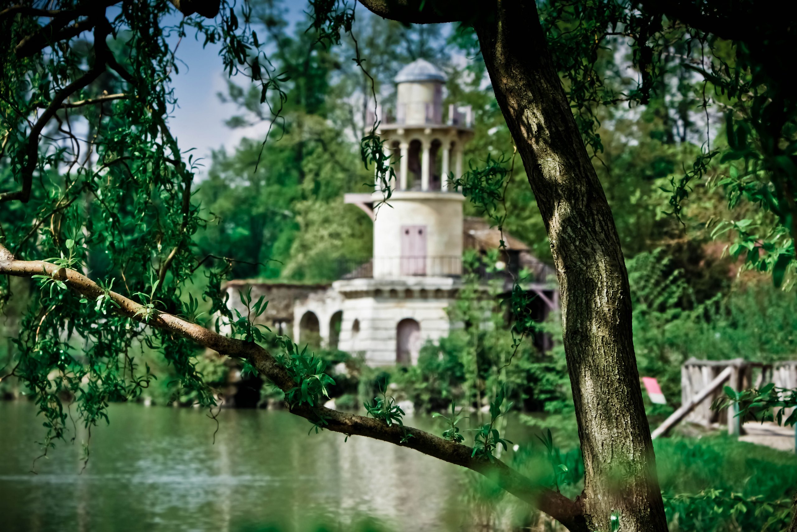 Fonds d'cran Voyages : Europe France > Ile-de-France Un coinn de repos dans les jardins de Versailles