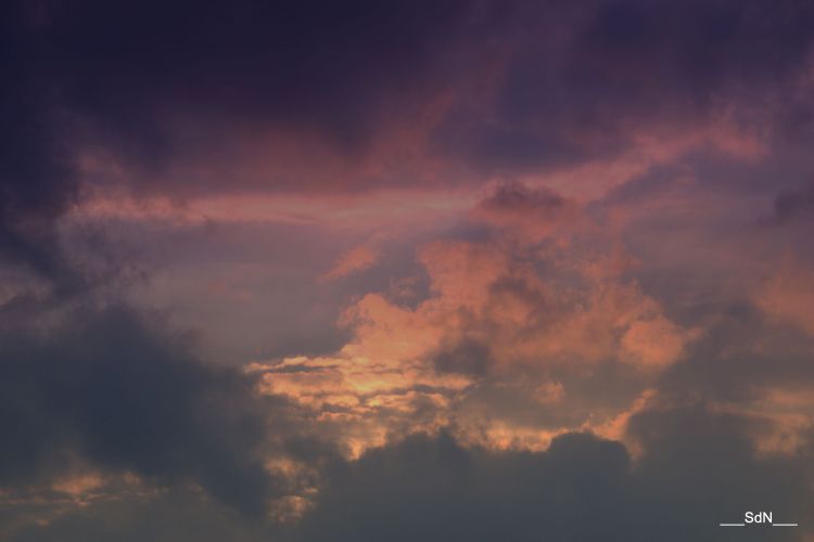 Fonds d'cran Nature Ciel - Nuages COUCHER DE SOLEIL SUR LE LAC (nord)