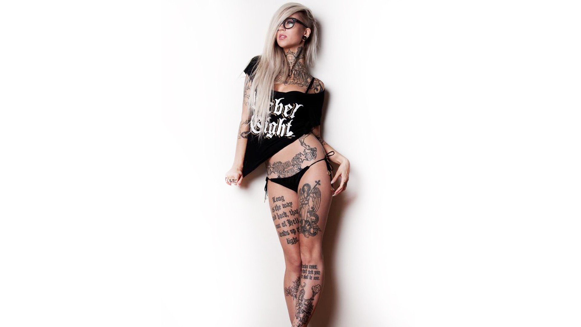 Fonds d'cran Hommes - Evnements Tatouages Sara Fabel