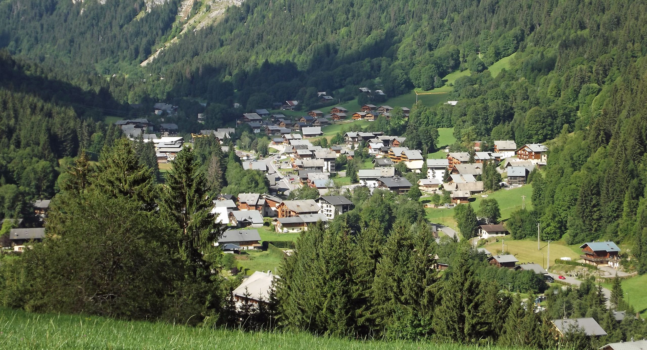 Wallpapers Constructions and architecture Cities - Towns Châtel (haute savoie)