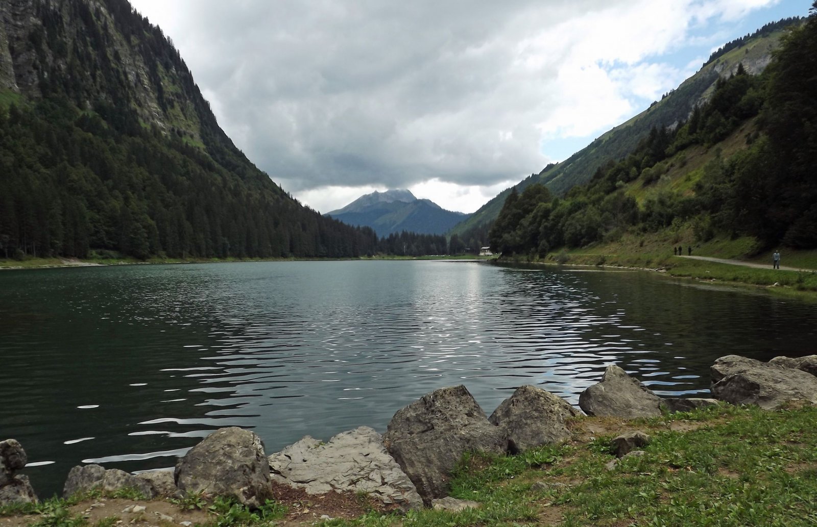 Fonds d'cran Nature Lacs - Etangs lac de montriond 