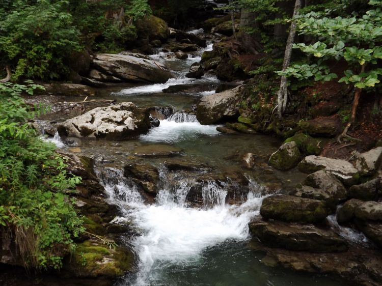 Fonds d'cran Nature Fleuves - Rivires - Torrents cascade d'ardent 