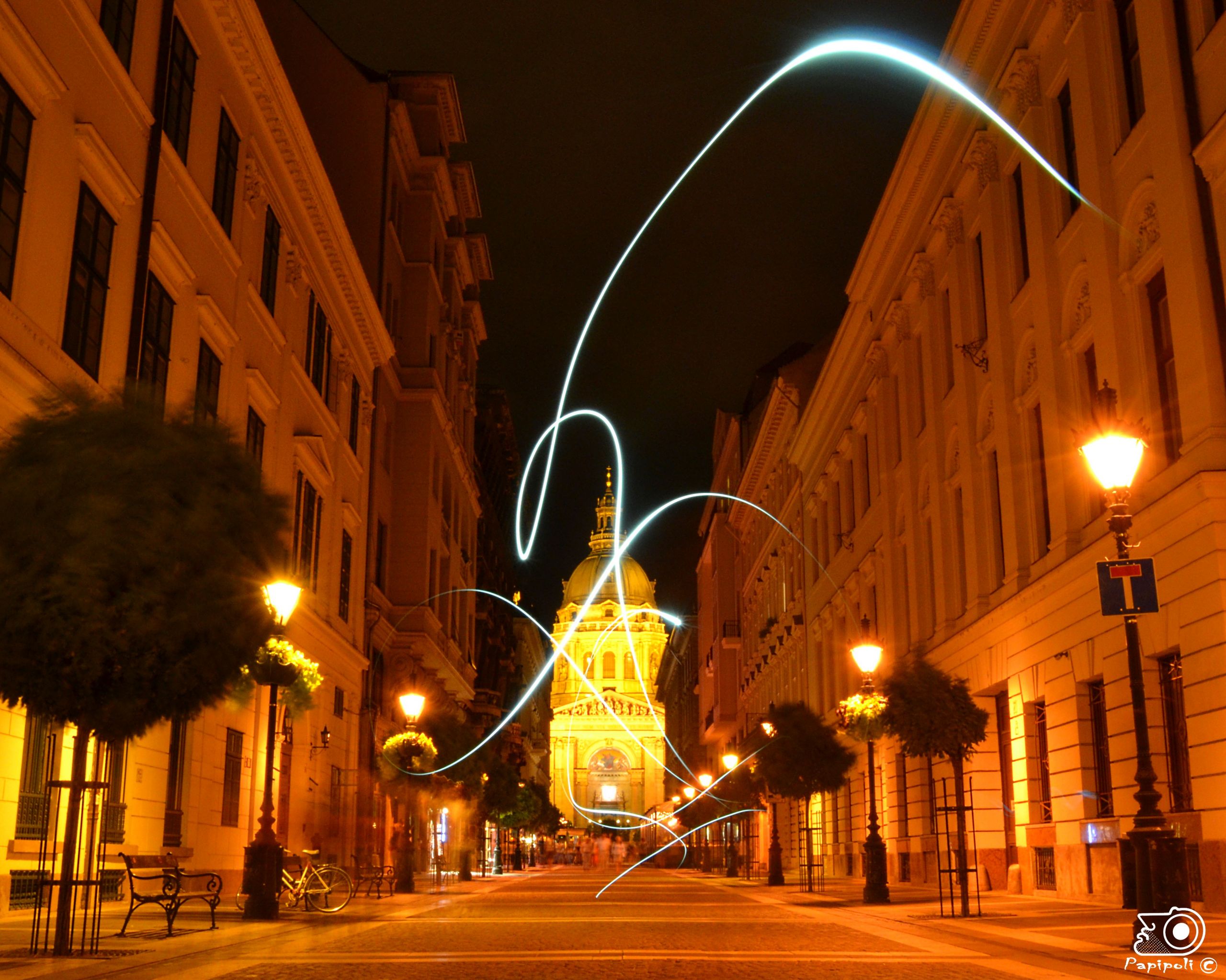 Fonds d'cran Art - Numrique Light Painting Budapest By Night