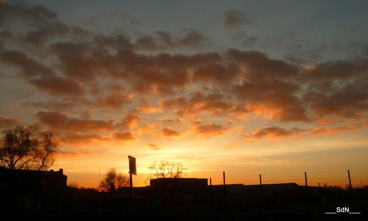 Fonds d'cran Nature Couchers et levers de Soleil CIELS (Nord)