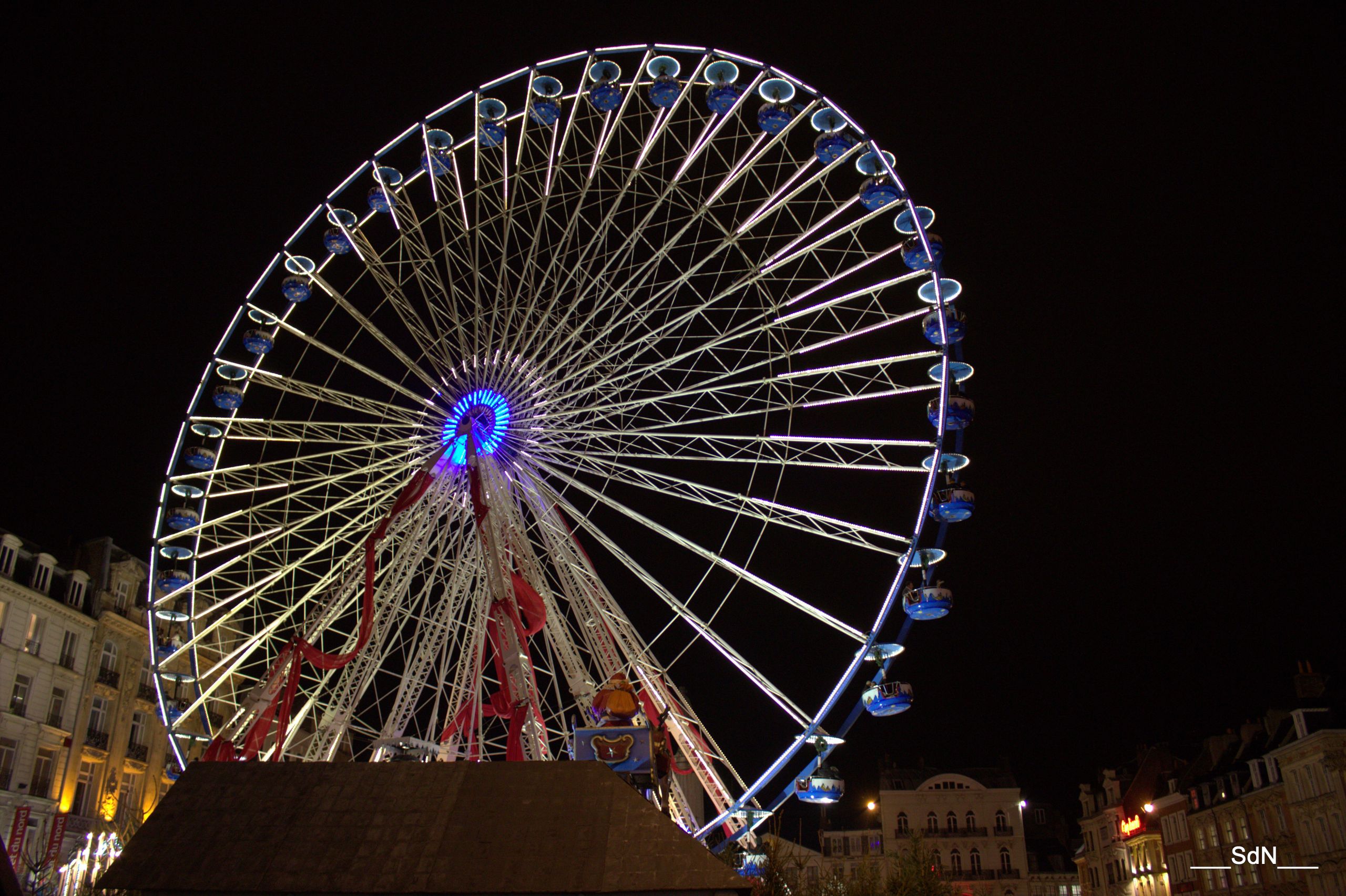 Wallpapers Constructions and architecture Amusement Parks > Funfairs LILLE Grand-place