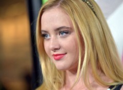  Clbrits Femme Kathryn Newton