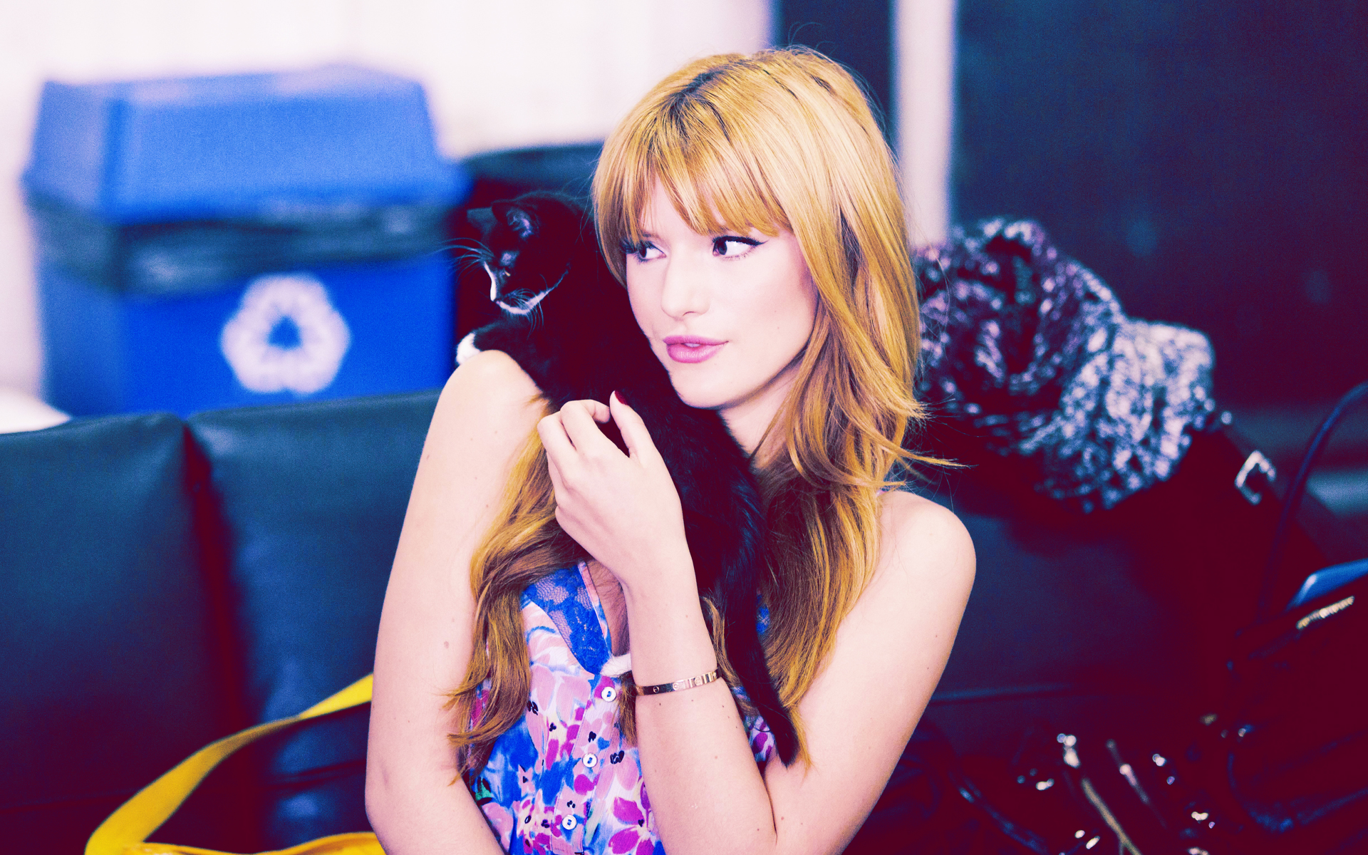 Wallpapers Celebrities Women Bella Thorne 