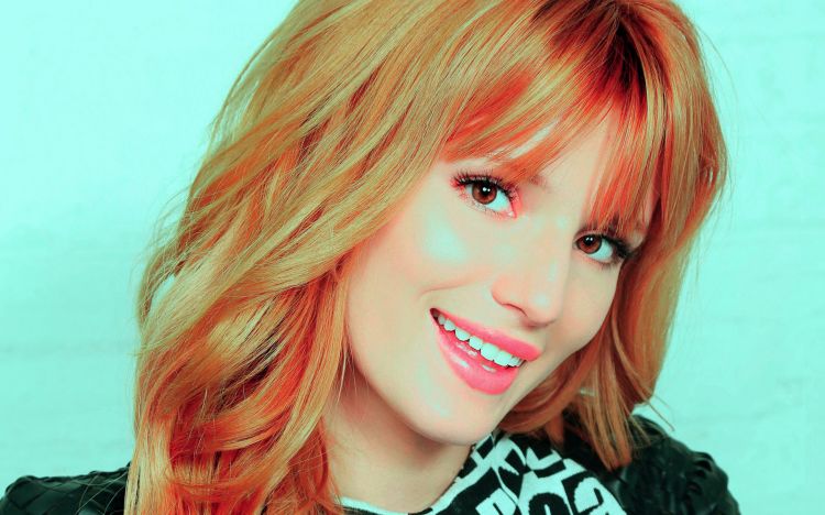 Wallpapers Celebrities Women Bella Thorne Wallpaper N369869