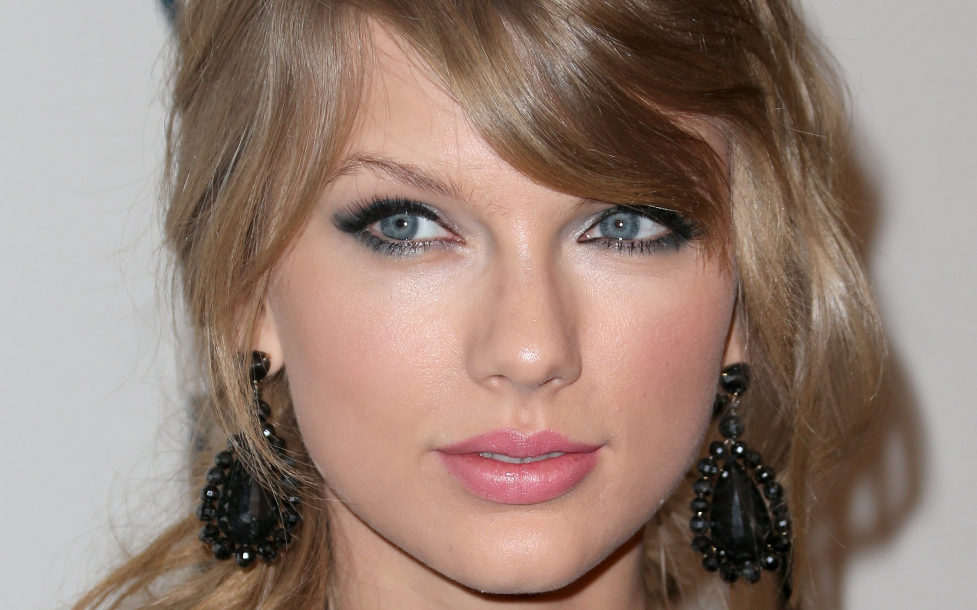 Fonds d'cran Clbrits Femme Taylor Swift 